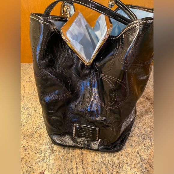 EUC Coach Black kisslock shoulder bag - Picture 7 of 11